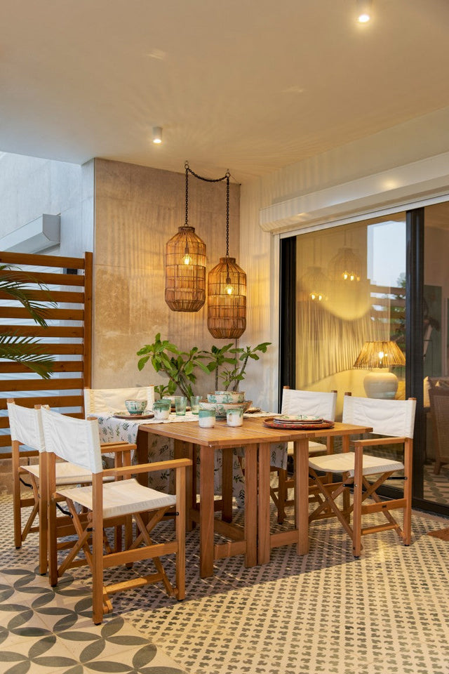 Maximizing Small Outdoor Spaces with Multi-Functional Furniture