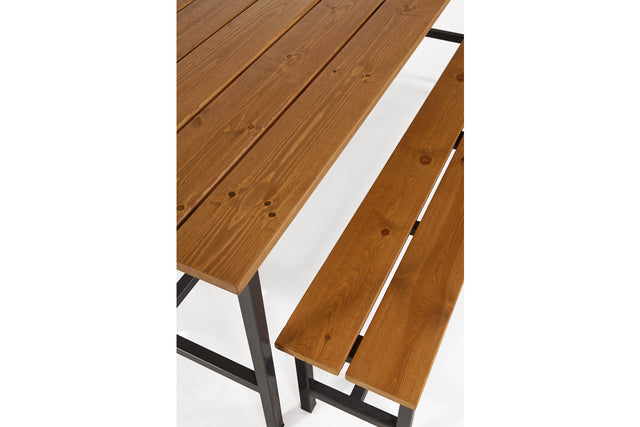 metal picnic table