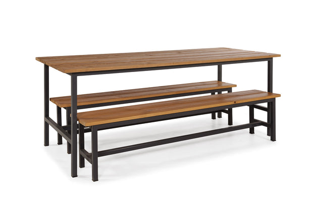 metal picnic table